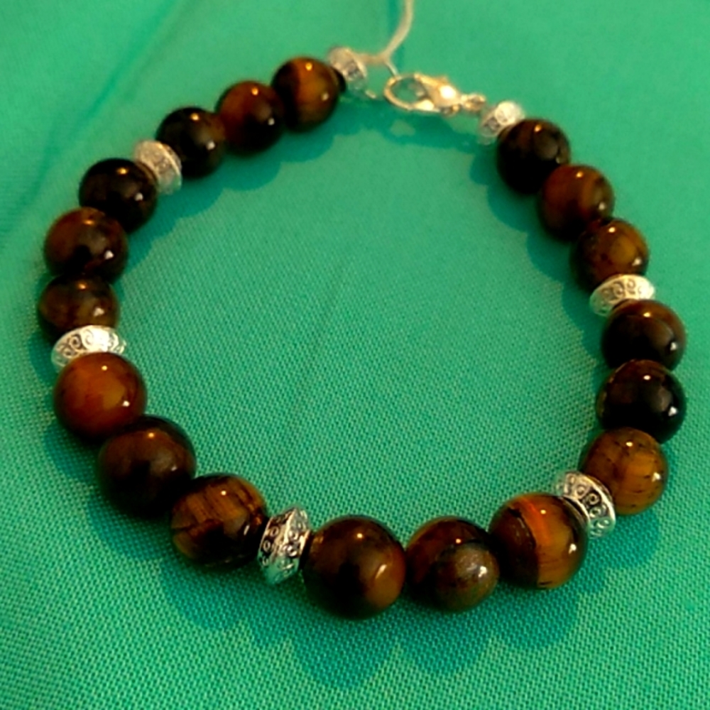 Oggie design tigers eye bracelet